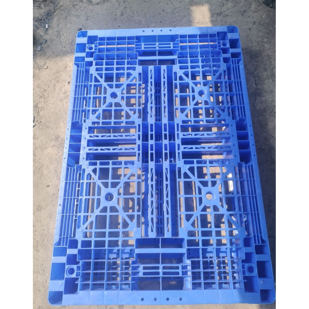 

palet plastik bekas berkualitas uk 120x80x15cm