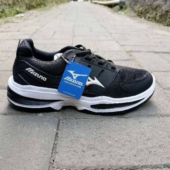 Sepatu Mizuno Pria Model Running Hitam Putih - Sepatu Olahraga Volly - Spatu Sneakers Pria Wanita Or