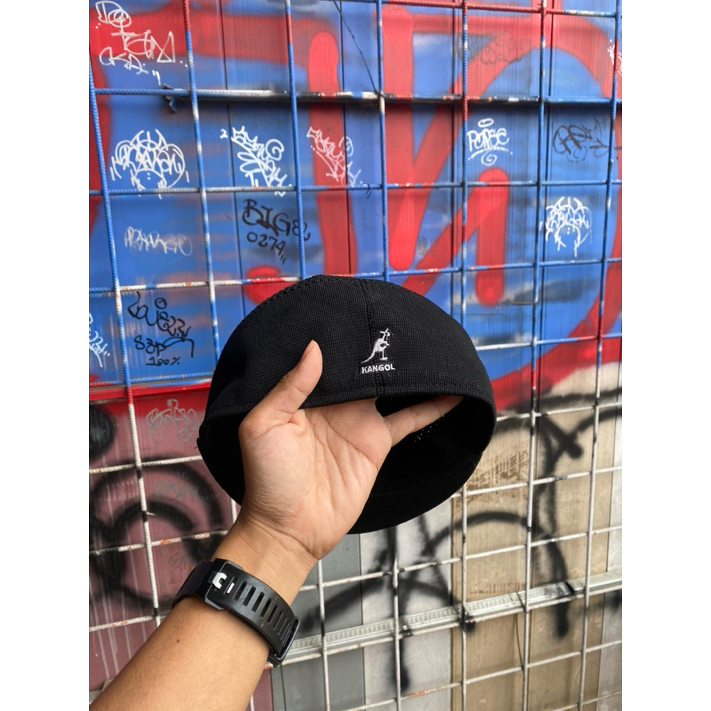 C.3 Kangol 507 Flat Cap Black (Second)