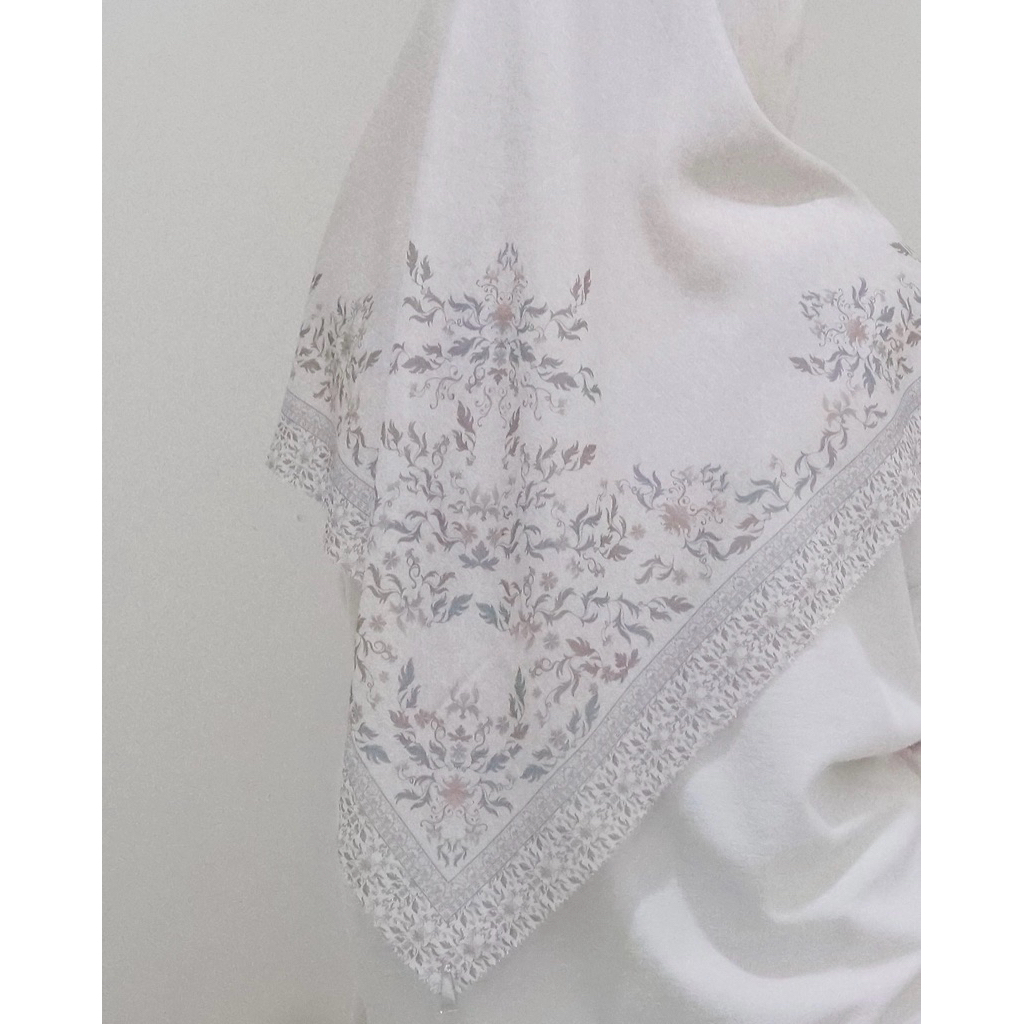 'ardee 03 Cream Hijab Motif Voal Premium Segiempat