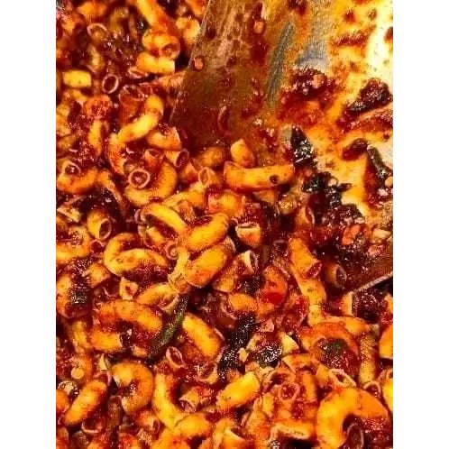 

makaroni kriuk pedas cikruh daun jeruk isi 1kg