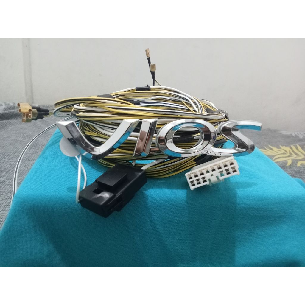 kabel power window gen.3 sama emblem tulisan vios