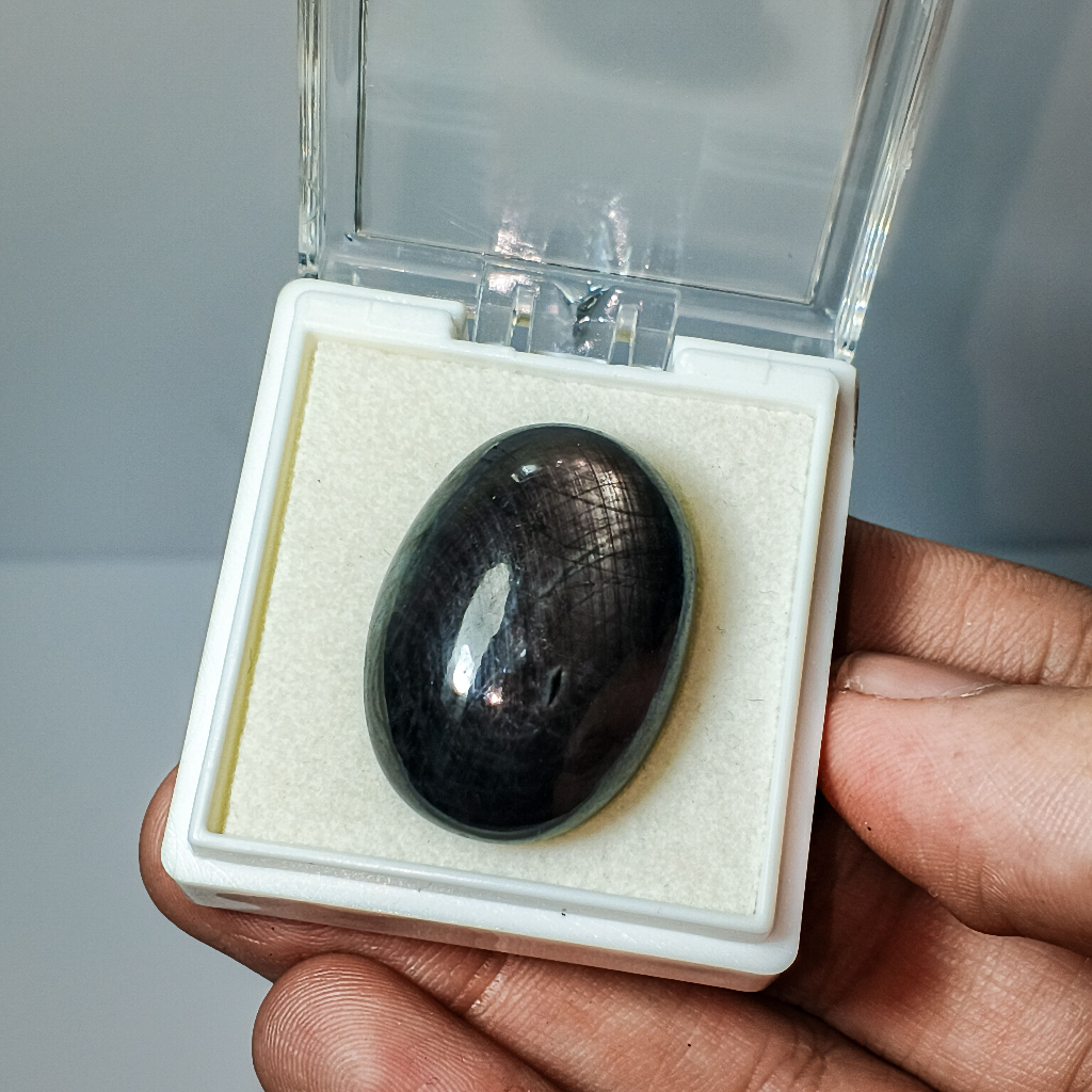 Batu permata safir hitam bintang lostone Natural Star Sapphire (Corundum) Origin Tanzania