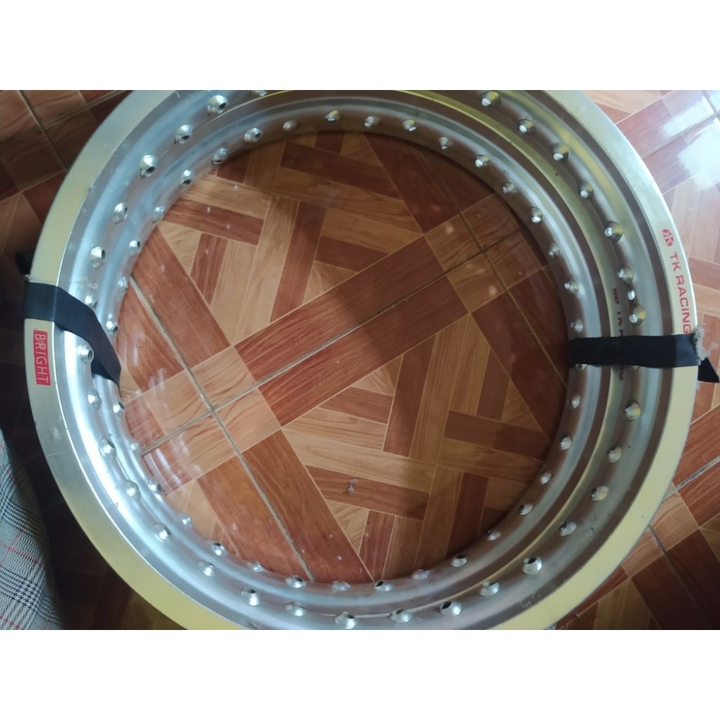 Velg TK racing silver bright ring 17 215 250