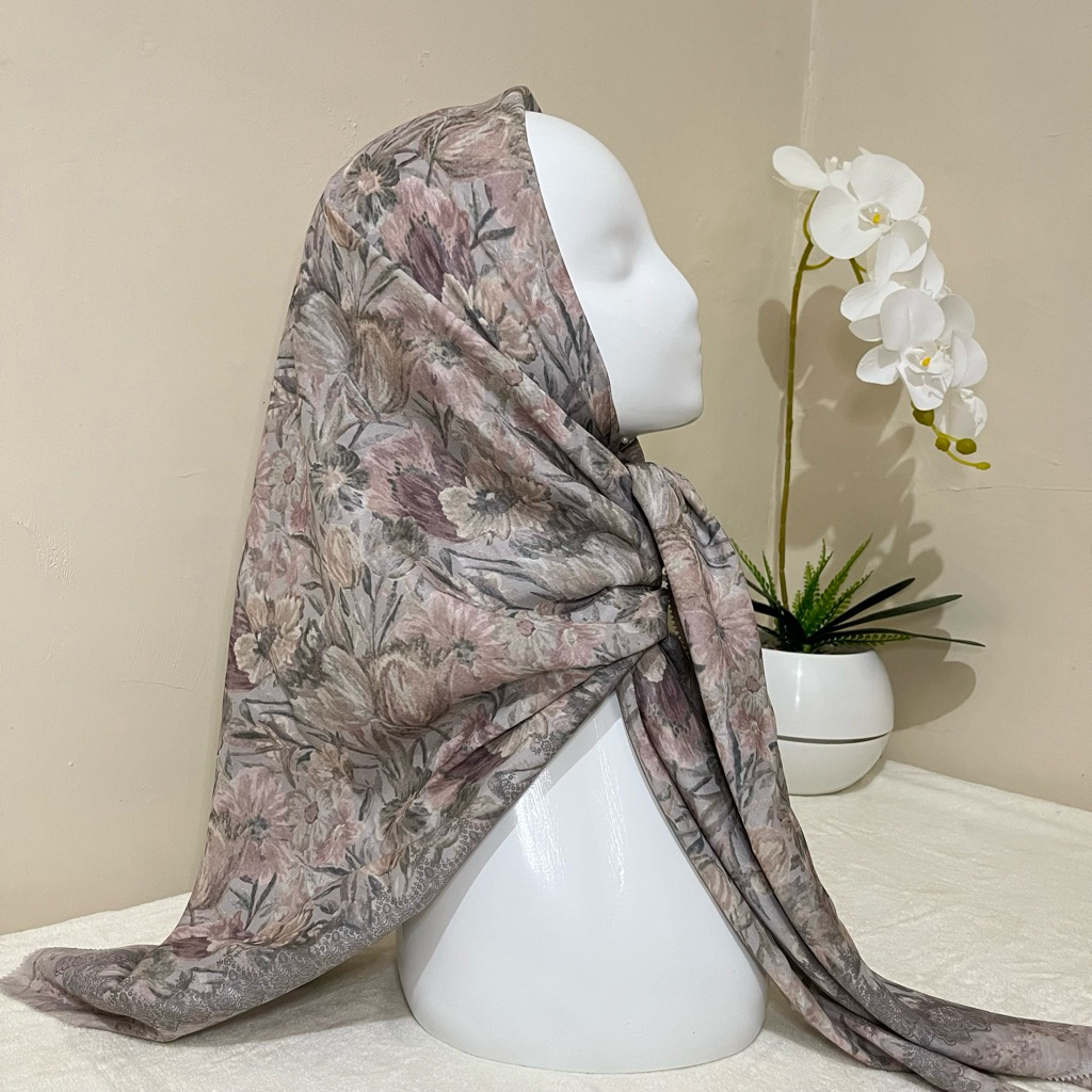 Saqeef Hijab | Hijab segi empat motif voal sublim | Hijab motif segi empat | Hijab voal motif | Hija