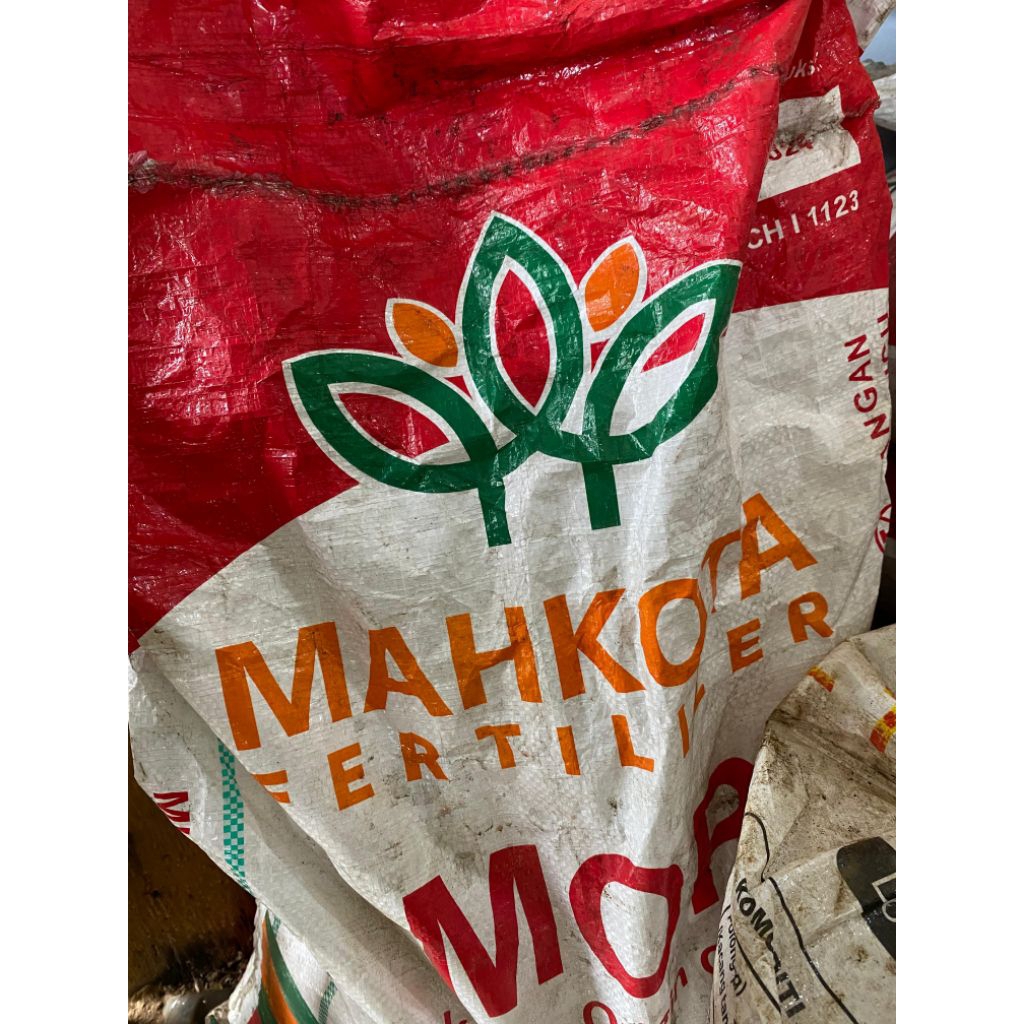 pupuk KCL MAHKOTA Recpaking per 1KG pupuk pembuahan
