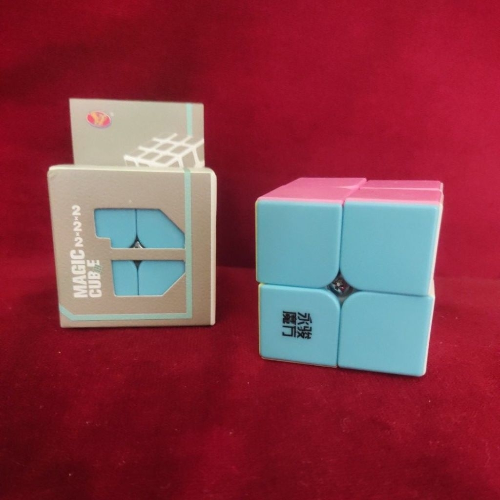 Rubik 2x2 magic cube stikerless