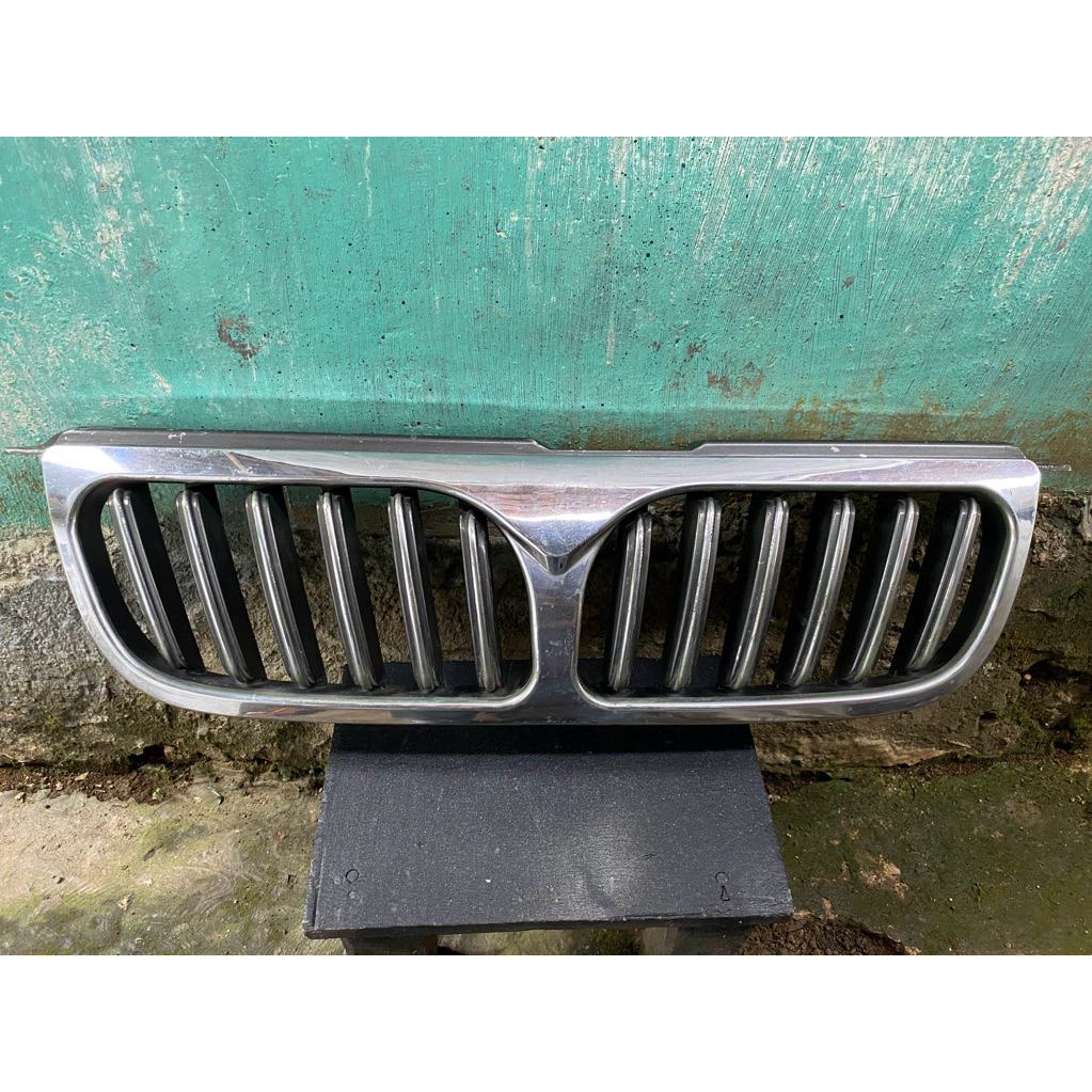 Grill Grile Isuzu Panther tahun 2000-2004 Original Second
