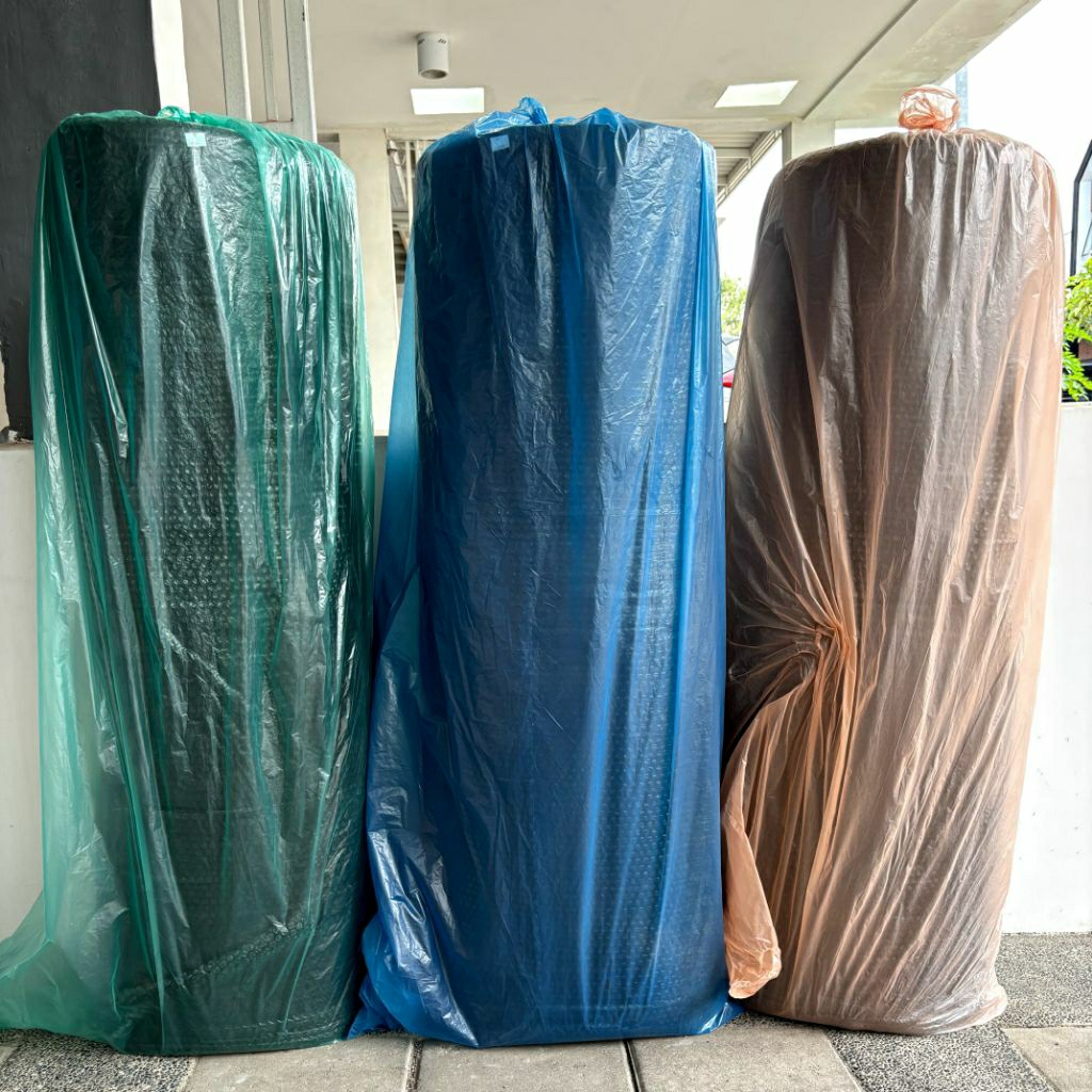 

Bubble Wrap Hitam 3 kg