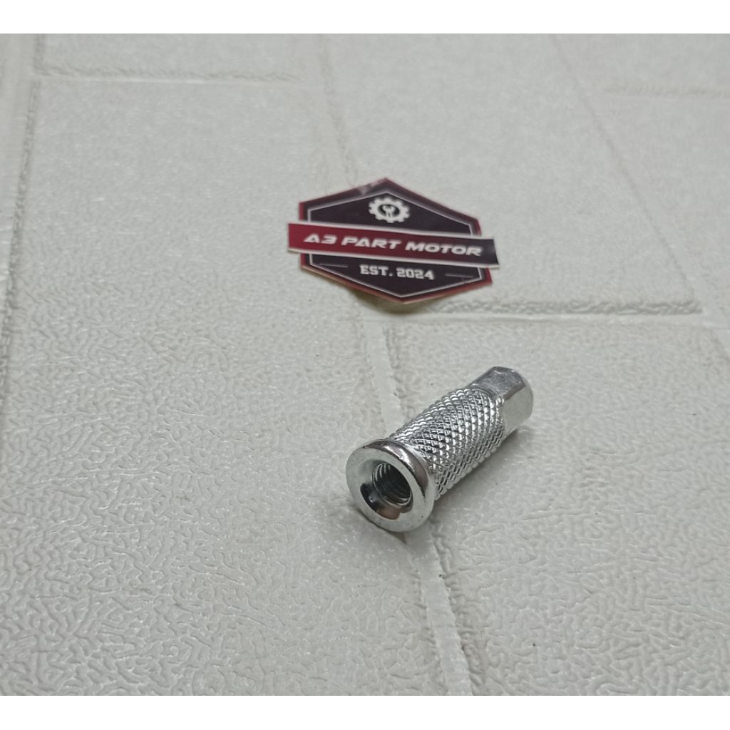 MUR HEAD NANAS MUR HEAD M8 DRAT 12 MODEL NANAS