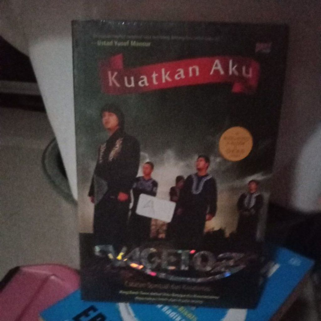 KUATKAN AKU VAGETOZ BUKU BEKAS