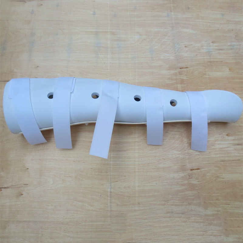 Deker Kaki Lutut Orthosis - Alternatif Gips Modern Ukuran Adjustable Penyangga Kaki Patah