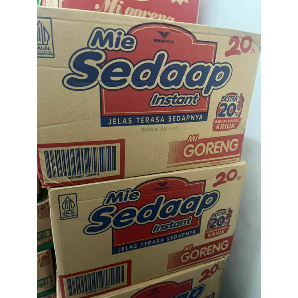 

SEDAAP GORENG 1DUS ISI 40PCS