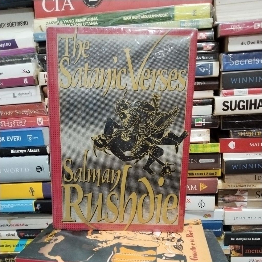 BUKU ORIGINAL THE SATANIC VERSES, SALMAN RUSHDIE