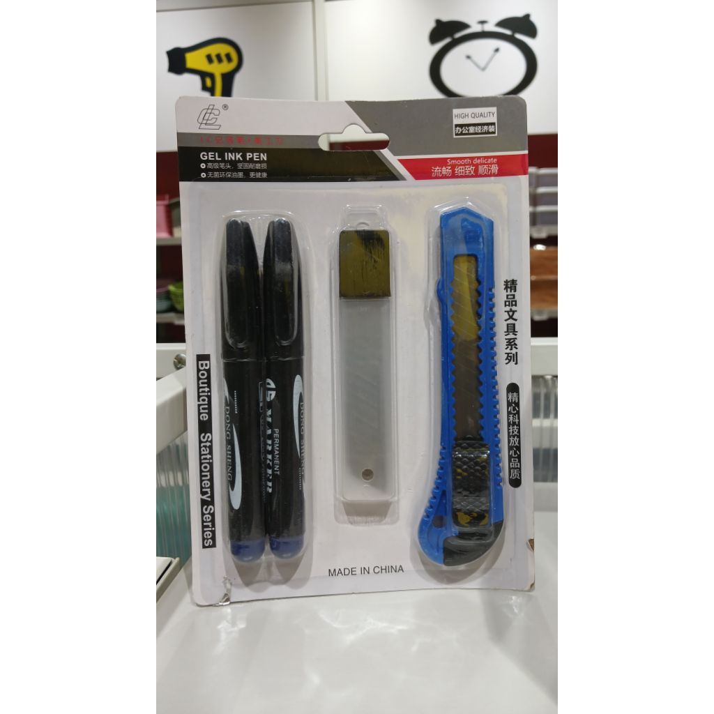 

Cutter plus pulpen/spidol maker