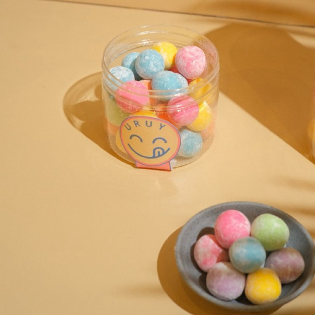 

Bola susu 600 ML + free susu bubuk