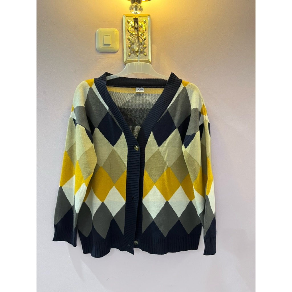 Cardigan Rajut Ala V BTS
