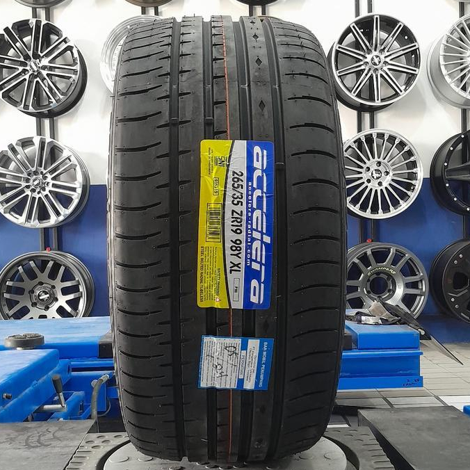 Ban Mobil Ukuran 265 / 35 R19 Ban Accelera 265 / 35 R19 Ban Mobil Tapak Lebar