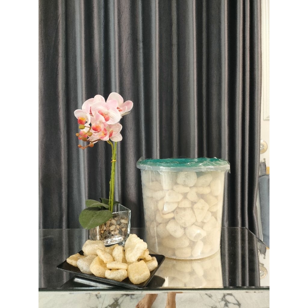 

kerupuk kulit toples 5L dengan pilihan rasa