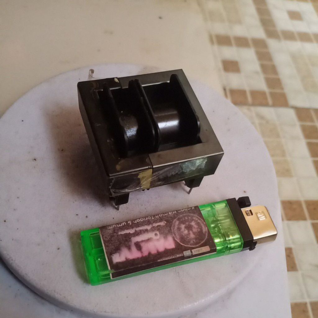 TERAFO FERIT TERMURAH /TRAVO SWICHING/TRAFO FERIT EE42 non gap/travo non gap