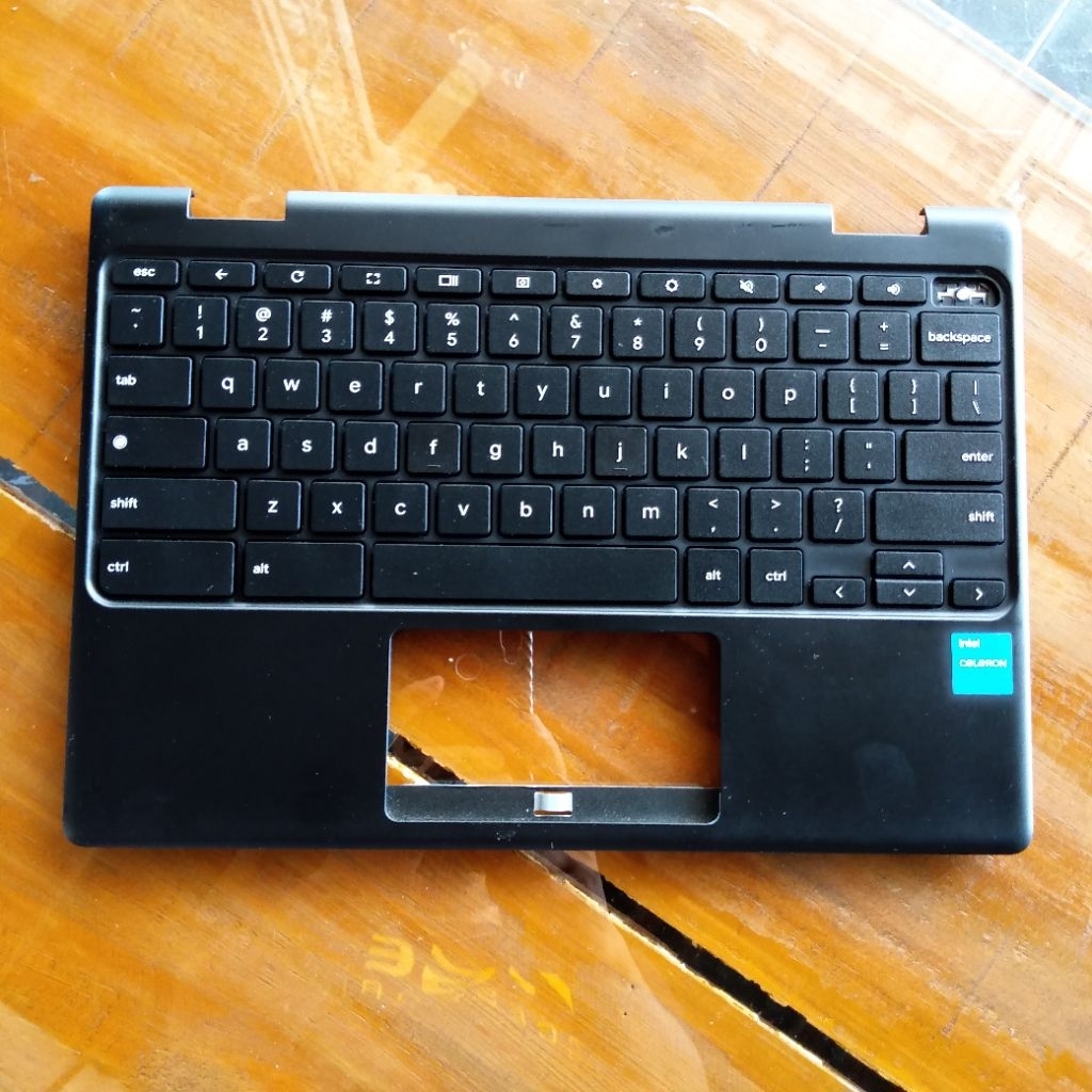 casing palmrest laptop zyrex chromebook M432 keyboard rusak