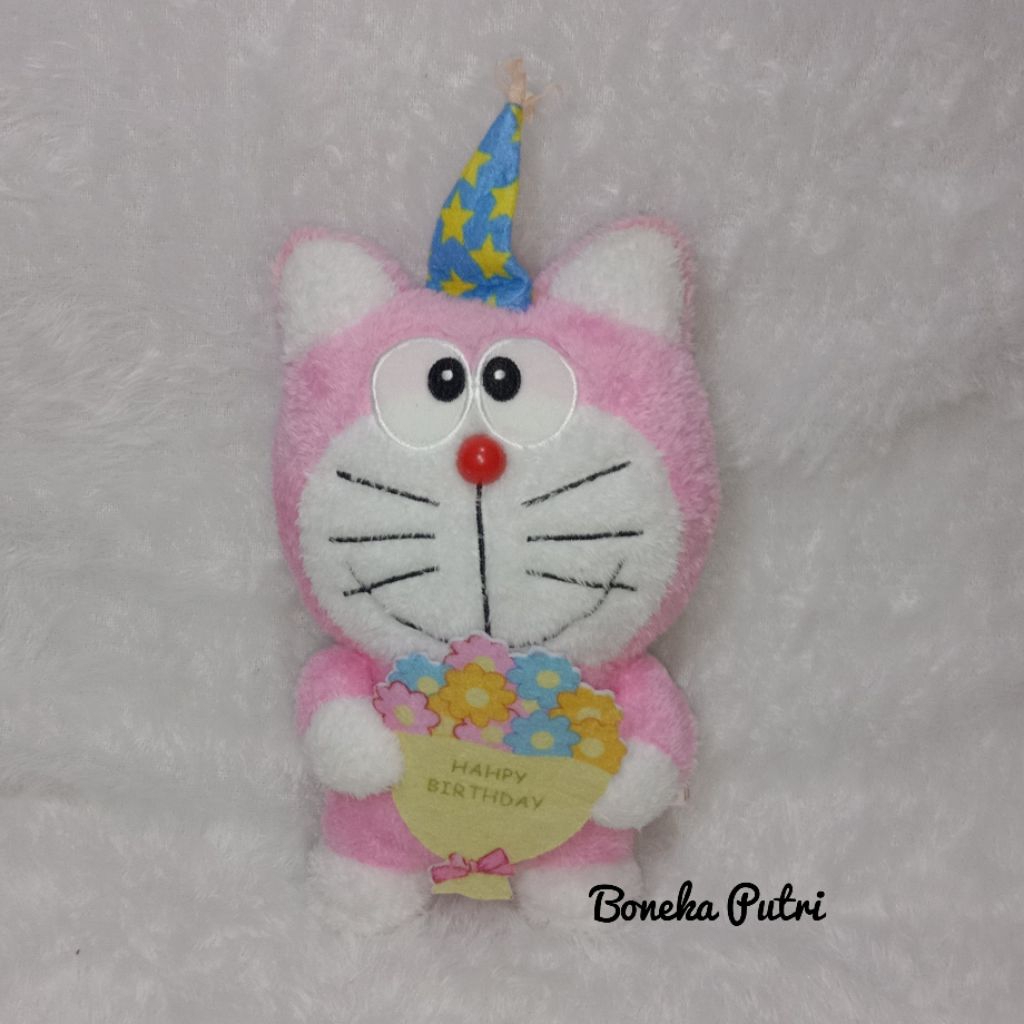 Boneka Doraemon Pink