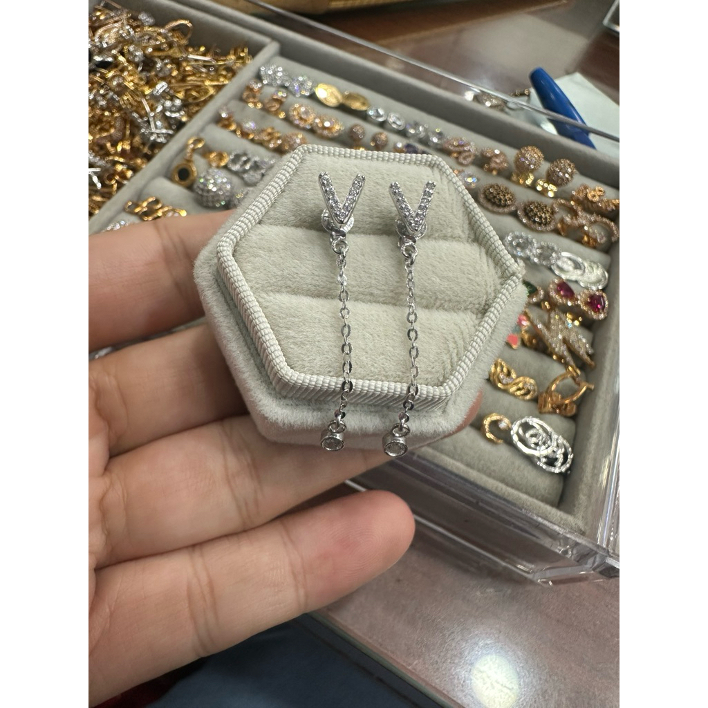 anting mas putih tusuk panjang