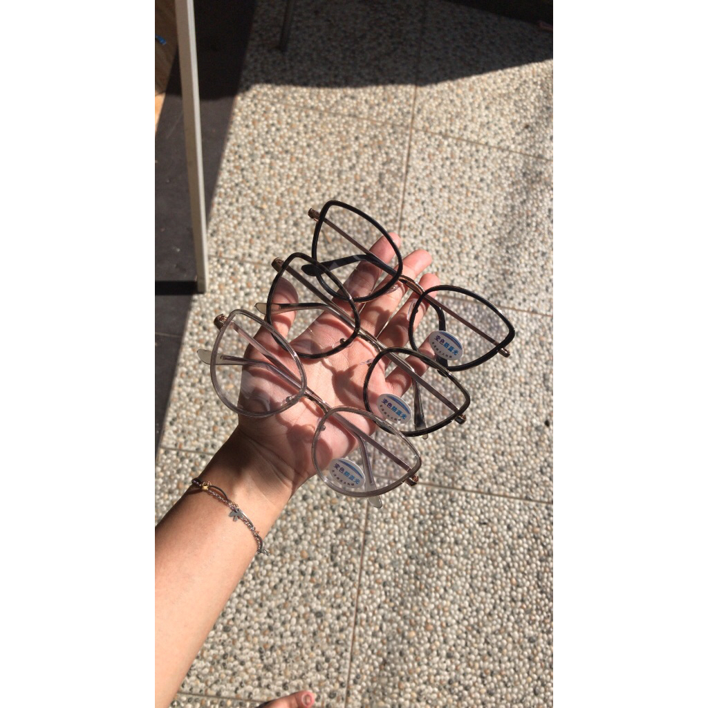 KACAMATA CAT EYE PHOTOCROMIC