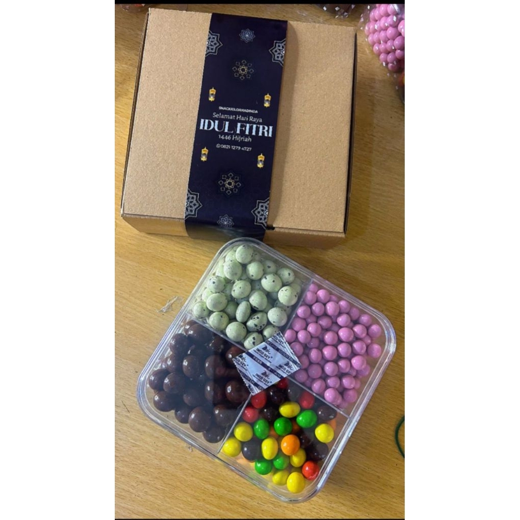 

TERLARIS !! PARCEL/ PARSEL / PAKET HAMPERS COKLAT LAGIE / coklat / hamper lebaran murah / parsel lebaran / paket coklat