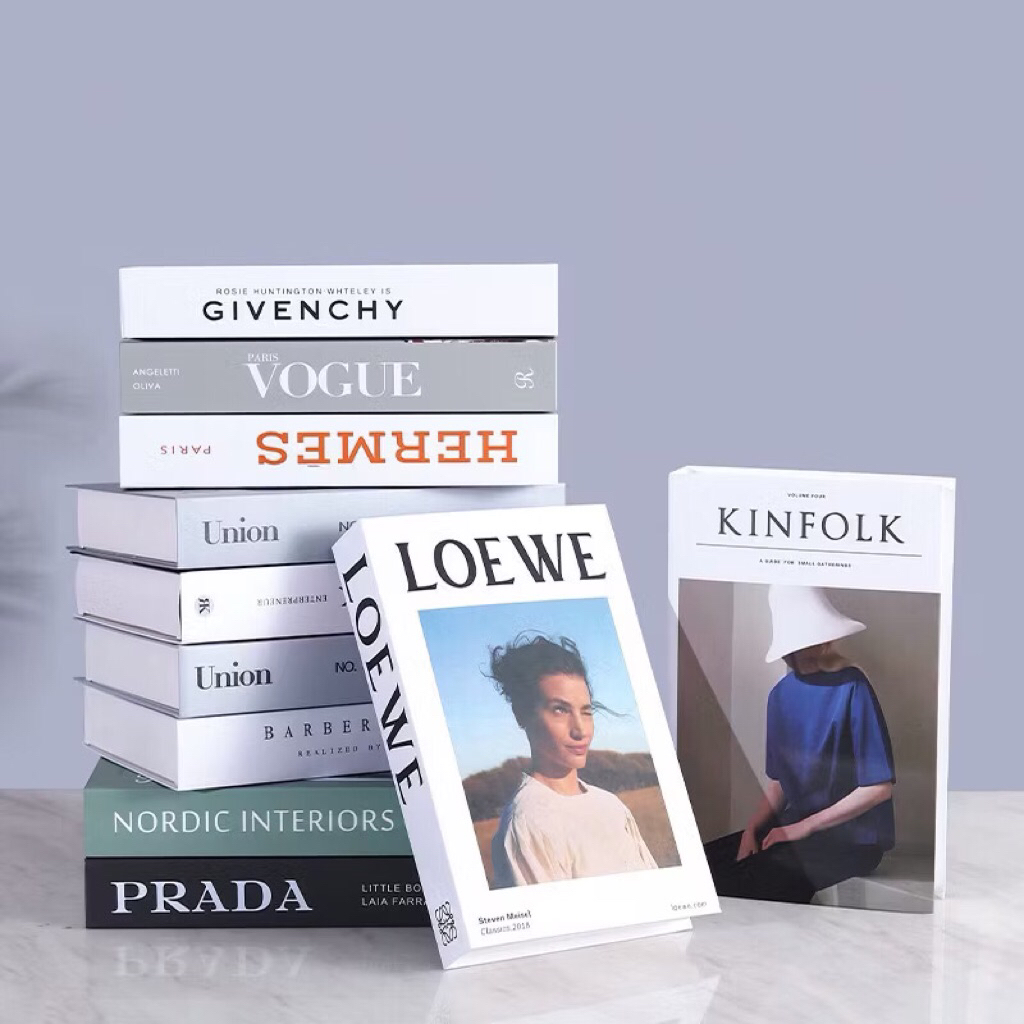 

DEKORASI PAJANGAN BUKU PENYIMPANAN BARANG