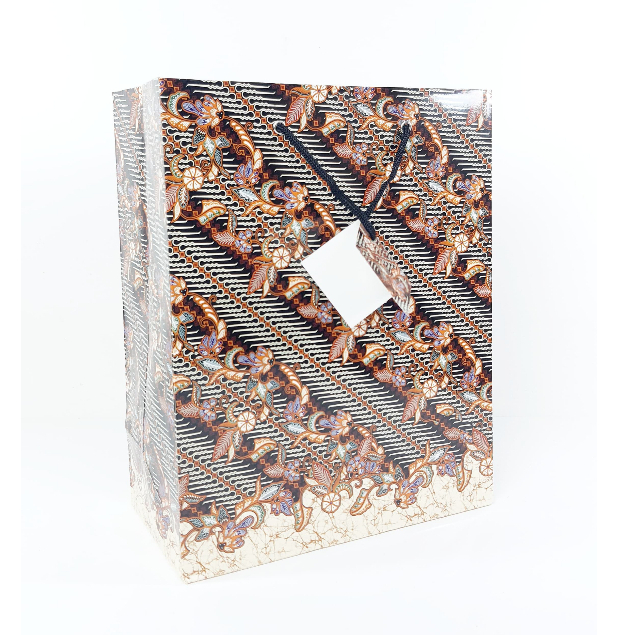 

Paperbag Premium Glossy Batik Parang Curigo uk 26,5 x 13,5 x 33 cm