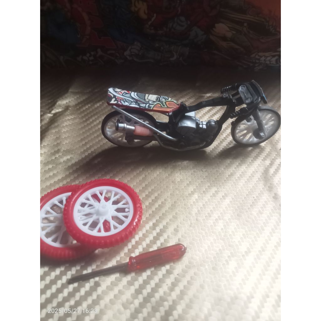 mainan miniatur motor drag bike go speed