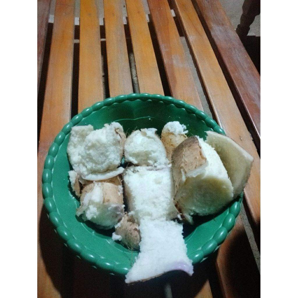 

GEMBILI KETAN MENTAH/UMBI GEMBILI FRESH(1kg)