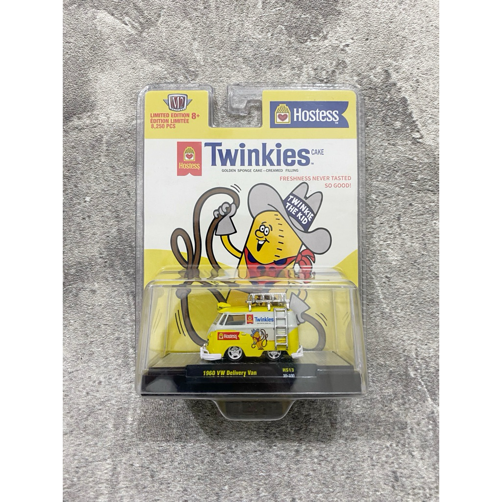 M2 Machines 1960 Volkswagen VW Delivery Van Twinkies 31500 HS13 20-100 2019