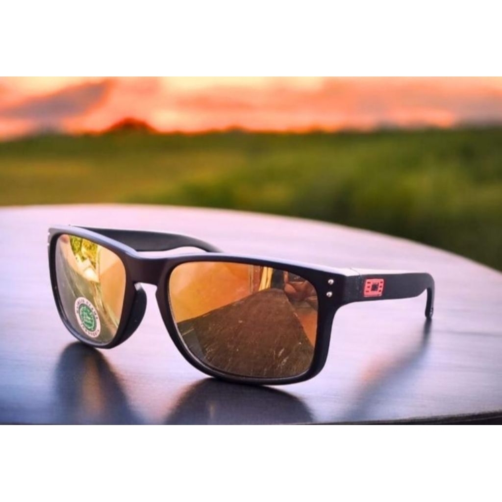 Kacamata gaya pria / kacamata speda / kacamata olah raga / Kacamata gaya sport