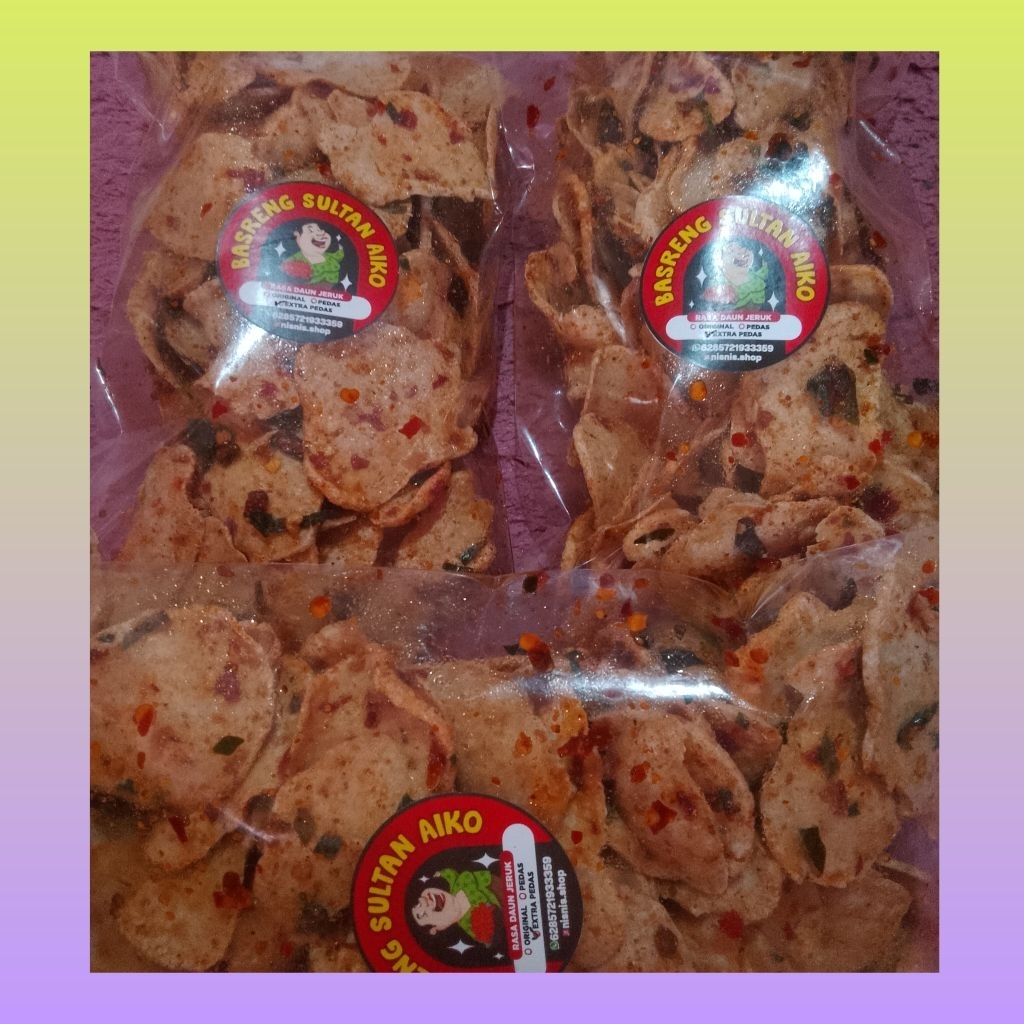 

Paket hemat isi 3 bungkus basreng pedas daun jeruk 120 gram | Basreng renyah daun jeruk | Keripik basreng pedas daun jeruk paket 3 bungkus