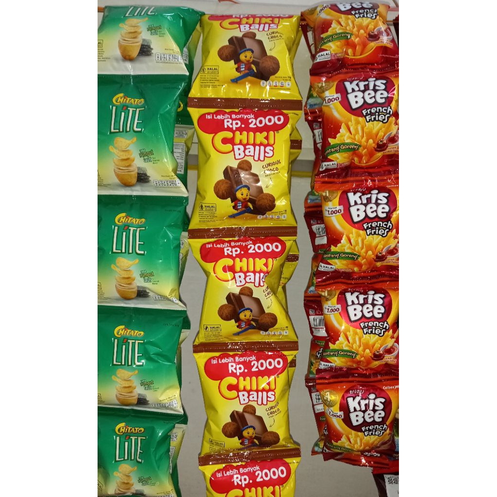 

Snack Renteng lays kris bee chikiball paket usaha murah