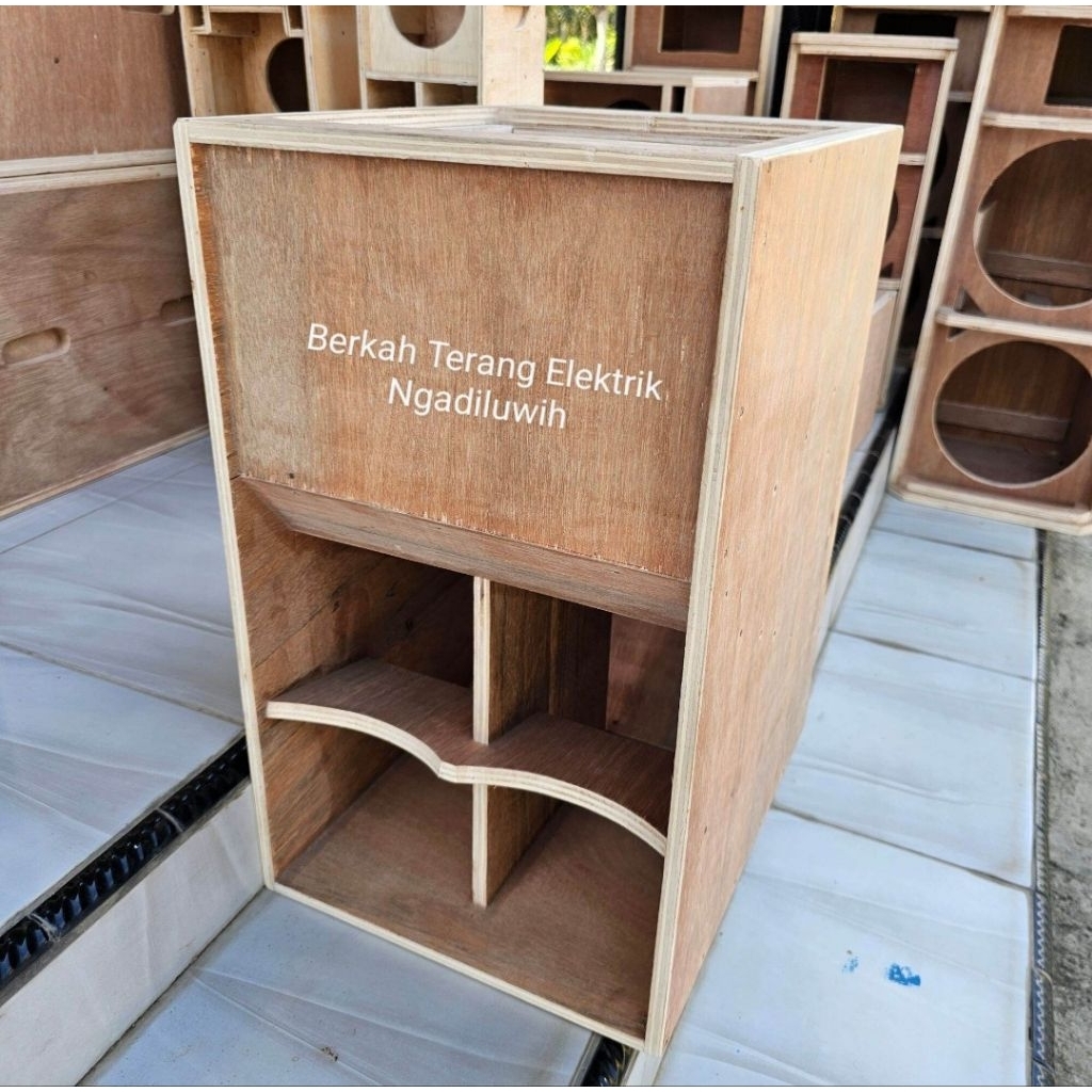 Box speaker supali 8in subwofer set speaker soket spikon plus bending