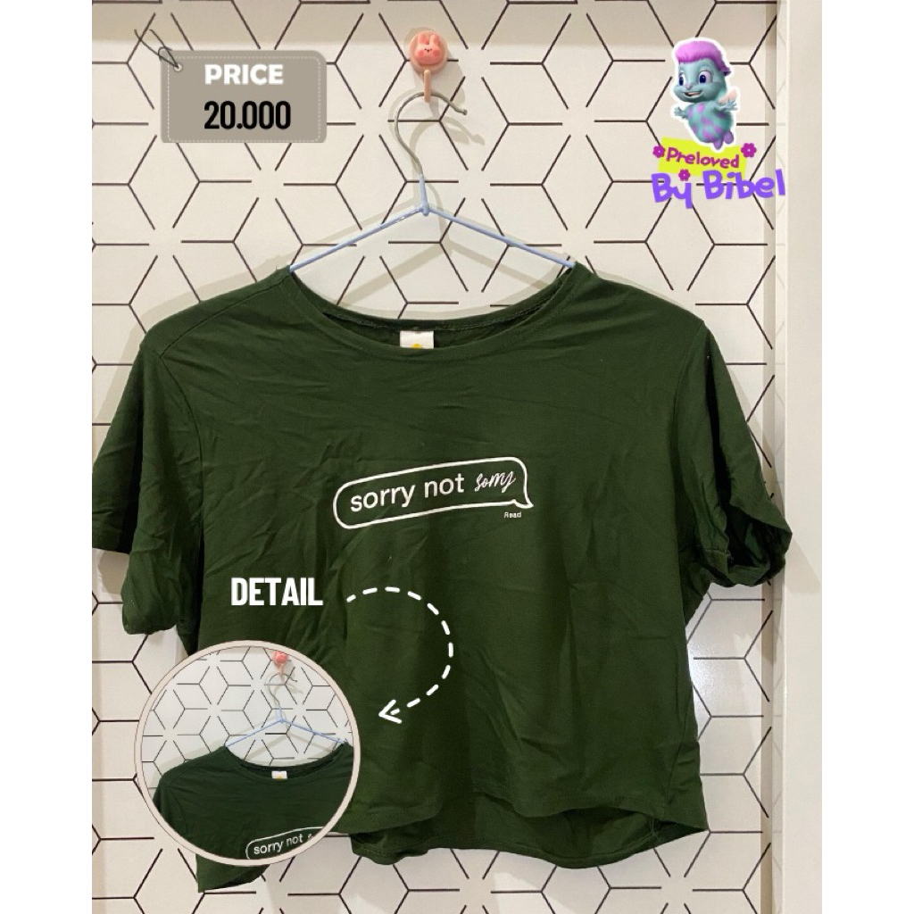 CROP TOP HIJAU ARMY