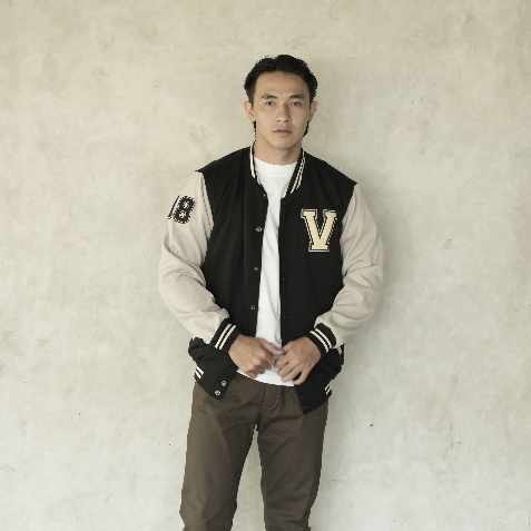 Jaket Varsity Arvada – Oversize Unisex, Streetwear Look, Premium