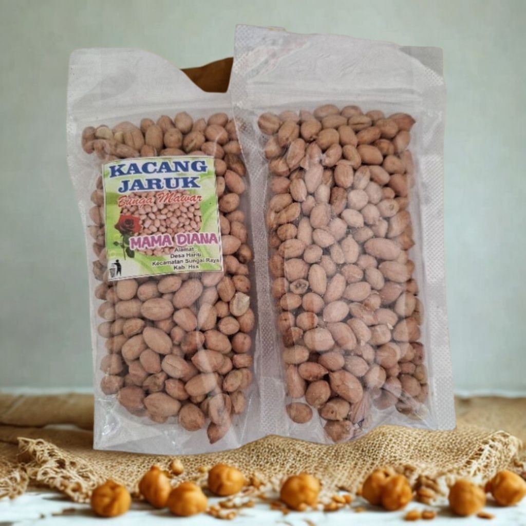 

kacang jaruk renyah dan rasa asin yang pas ( tidak digoreng)