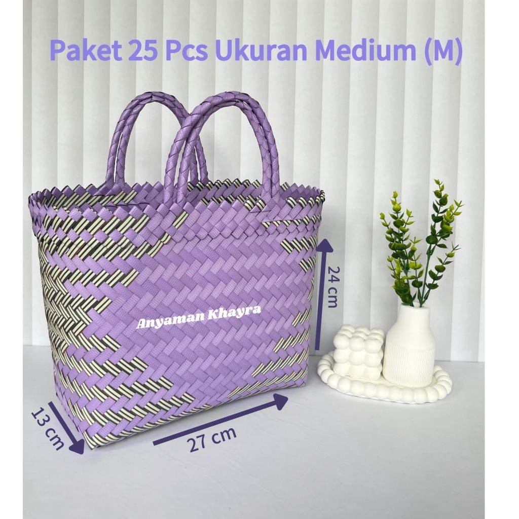 

Paket 25pcs Tas Anyaman Lurik Tanggung (M) ukuran 27x13x24 cm murah meriah