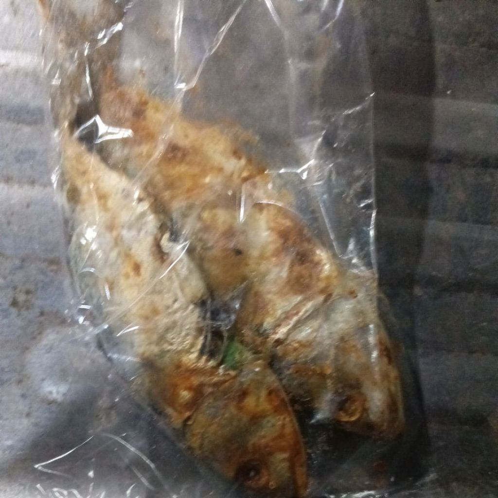 

Asin Peda Merah 1 Bungkus