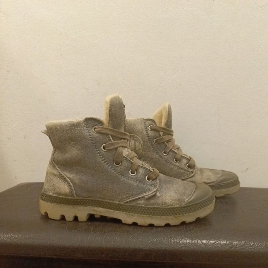 sepatu ladies palladium boot ladies