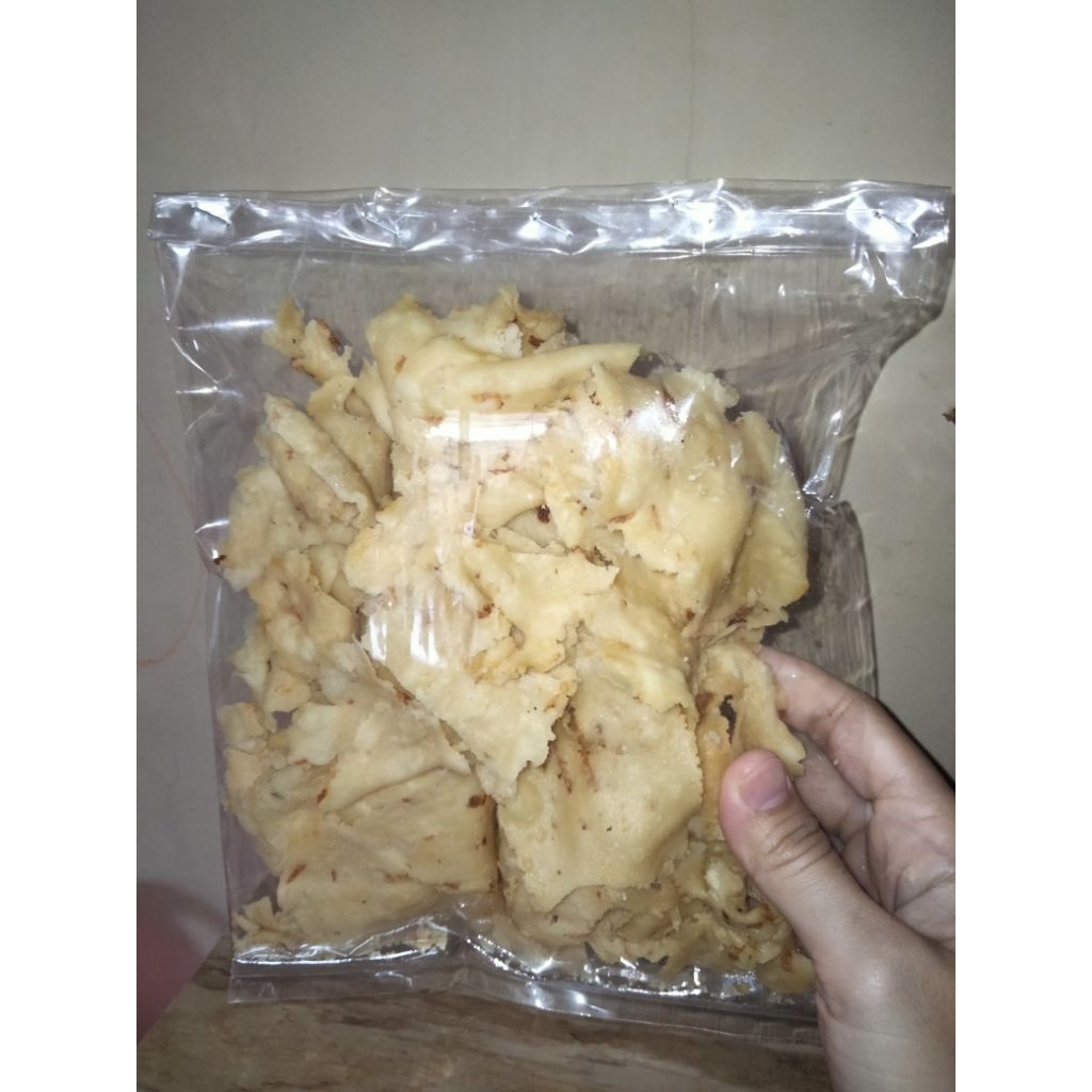 

KERIPIK BAWANG UKURAN ICIP ICIP CAMILAN MAKANAN RINGAN