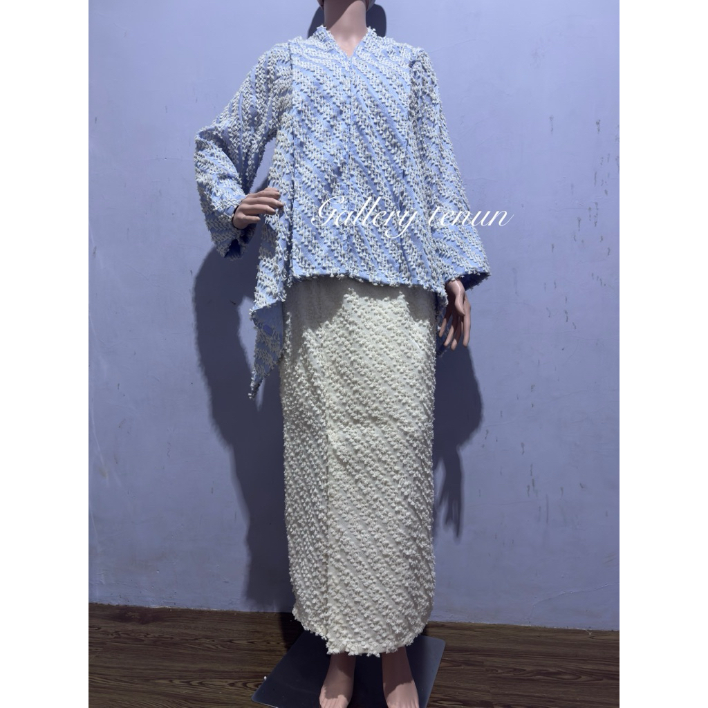 SET KEBAYA DAN ROK HIJAB FRIENDLY TENUN BULU KUALITAS PREMIUM