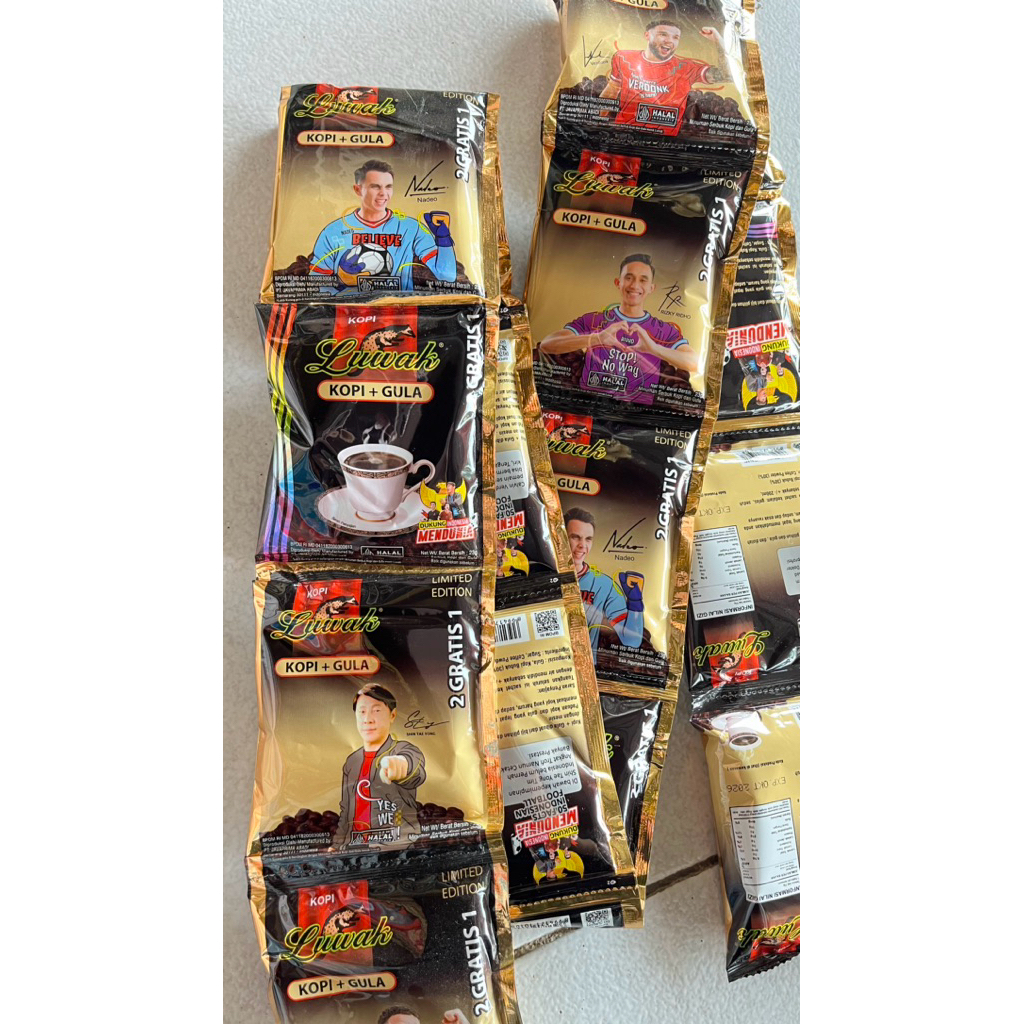 

Kopi luwak hitam + gula renceng isi 15pcs ( 23gr x15 )