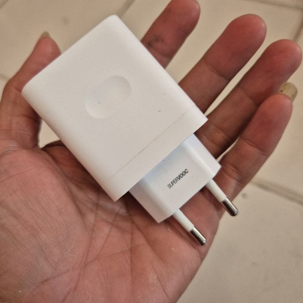 adaptor charger oppo 45 watt original bawaan Hp
