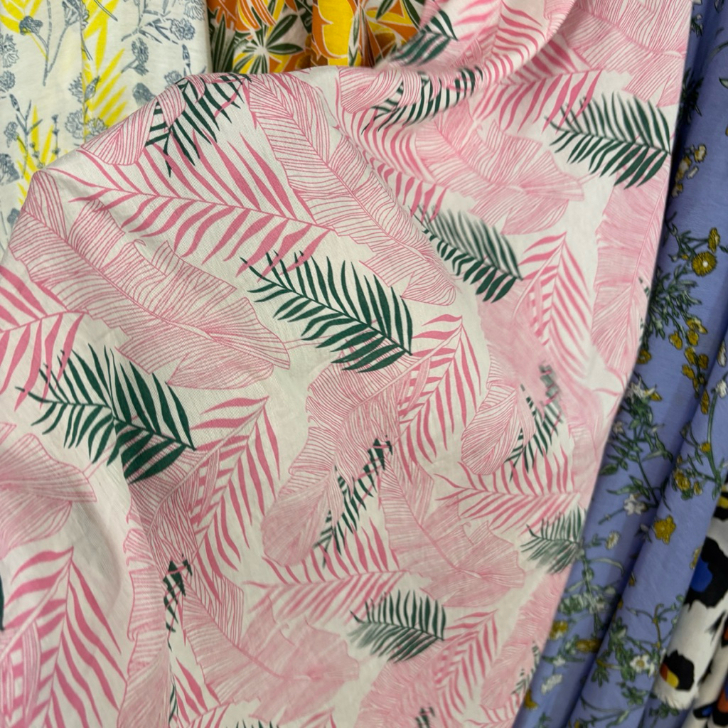 kain katun silky premium - kain silky motif bunga - kain bahan katun motif bunga - kain silky premiu