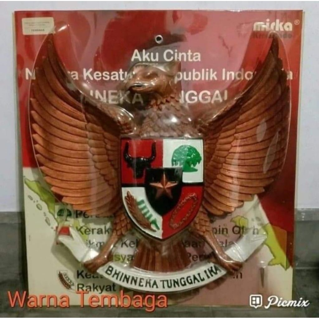 Gantungan Dinding Lambang Burung Garuda Besar
